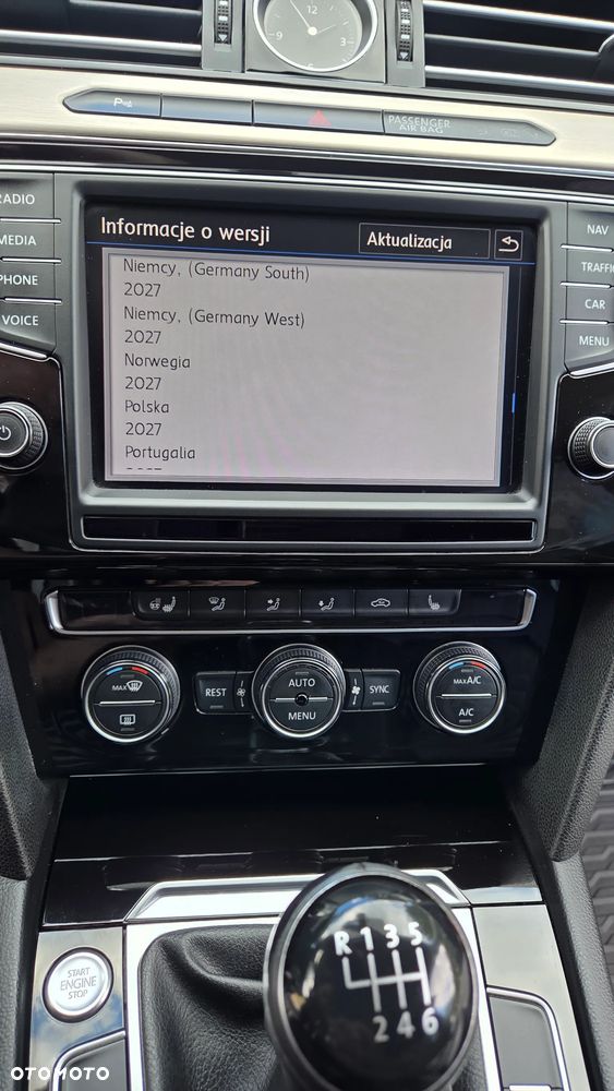 Volkswagen Passat 2.0 TDI BMT Highline - 27