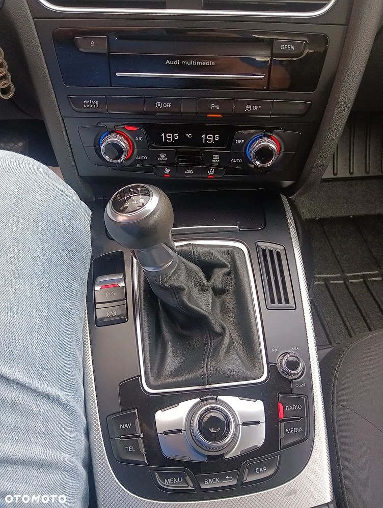 Audi A4 Avant 2.0 TDI quattro - 22