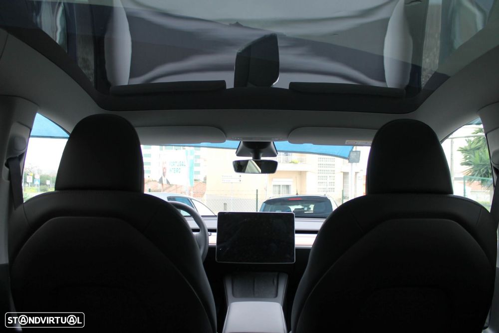 Tesla Model Y Tração Traseira - 27