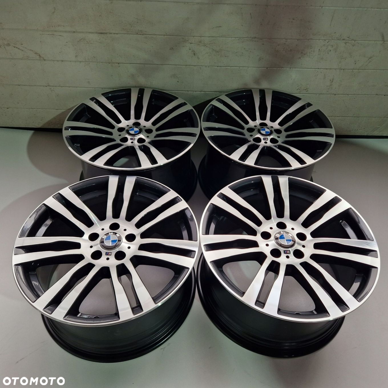 BMW X5 F15 E70 X6 F16 E71 5x120 20 IS40 IS35 4X - 2