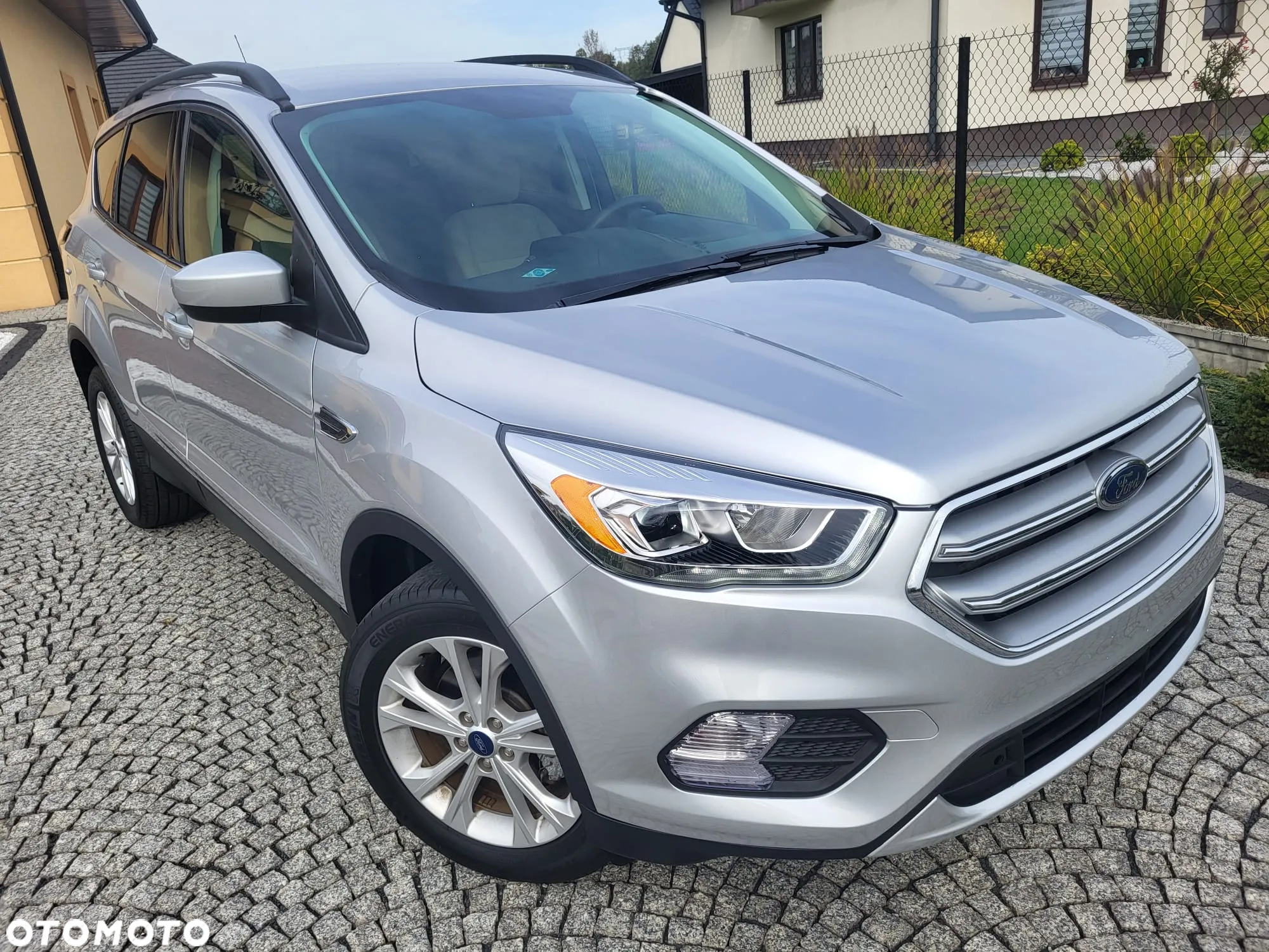 Ford Kuga - 15
