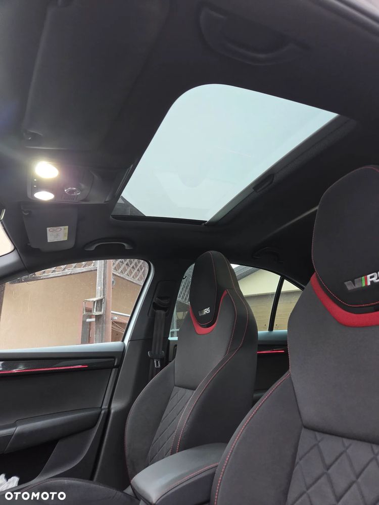 Skoda Octavia 2.0 TDI RS Challenge DSG - 16