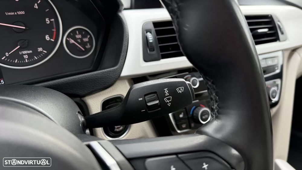 BMW 320 d Aut. Efficient Dynamics Edition Blue Perf. Luxury Line - 34