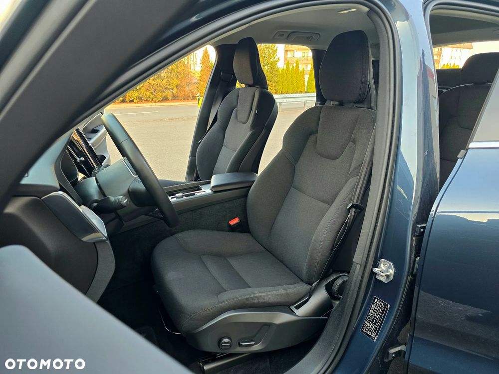 Volvo XC 60 B5 B AWD Momentum Pro - 15