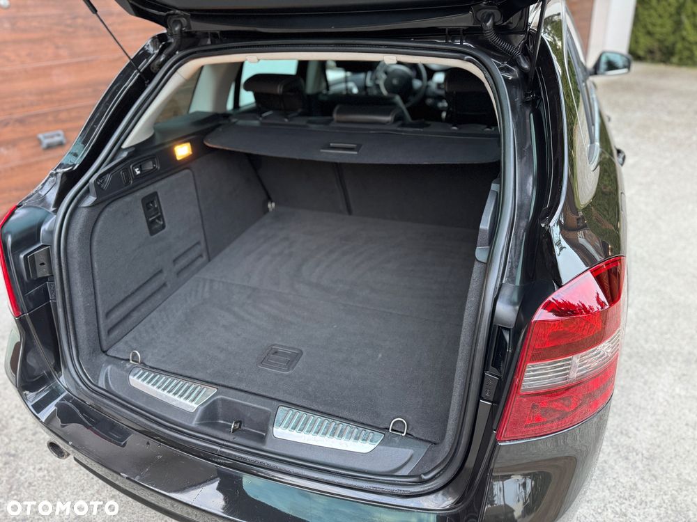 Renault Laguna dCi 150 FAP Dynamique - 25
