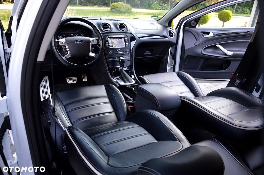 Ford Mondeo 2.0 TDCi Business Edition - 26