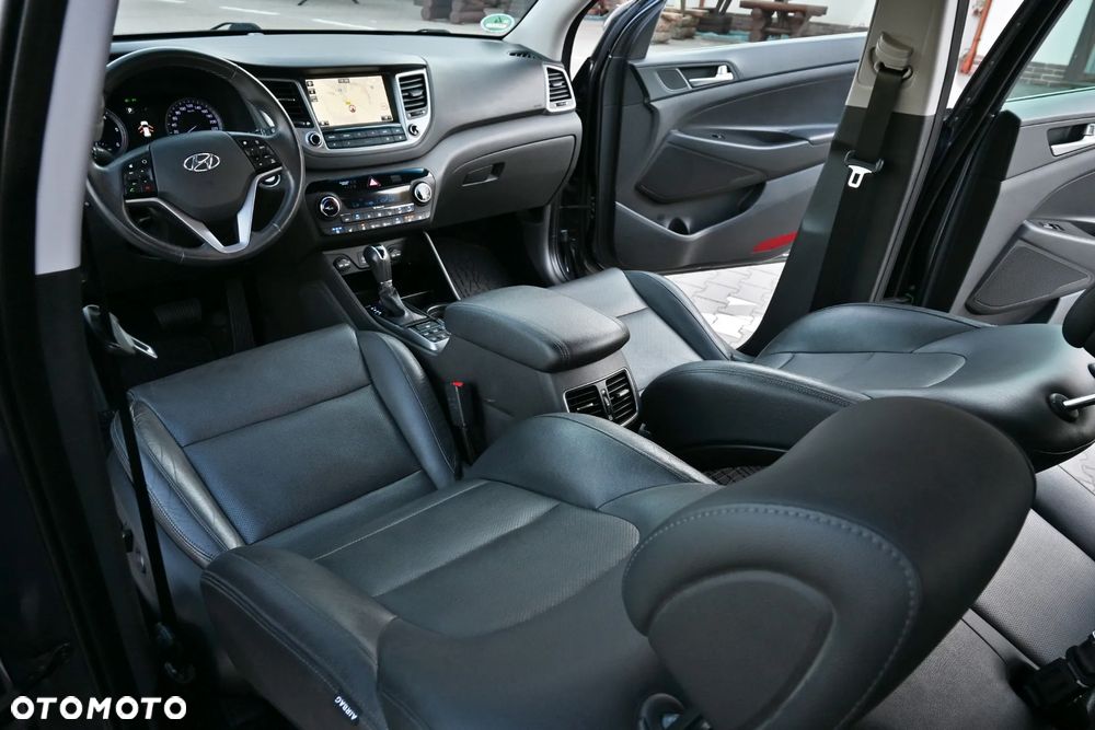 Hyundai Tucson 2.0 CRDI Premium 4WD - 27
