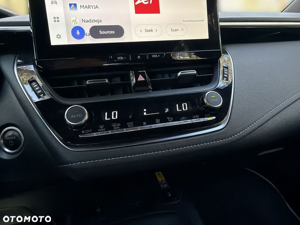 Toyota Corolla 1.8 Hybrid Comfort - 12