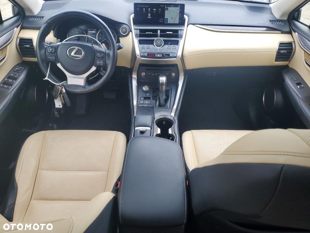 Lexus NX 300 - 7