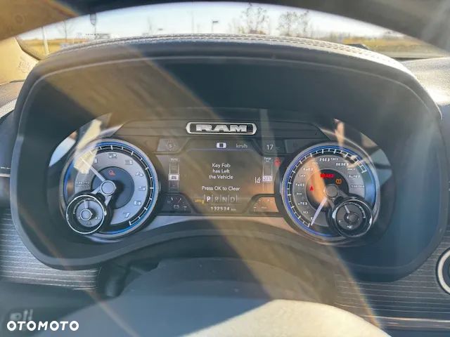 RAM 1500 Crew Cab Limited - 12