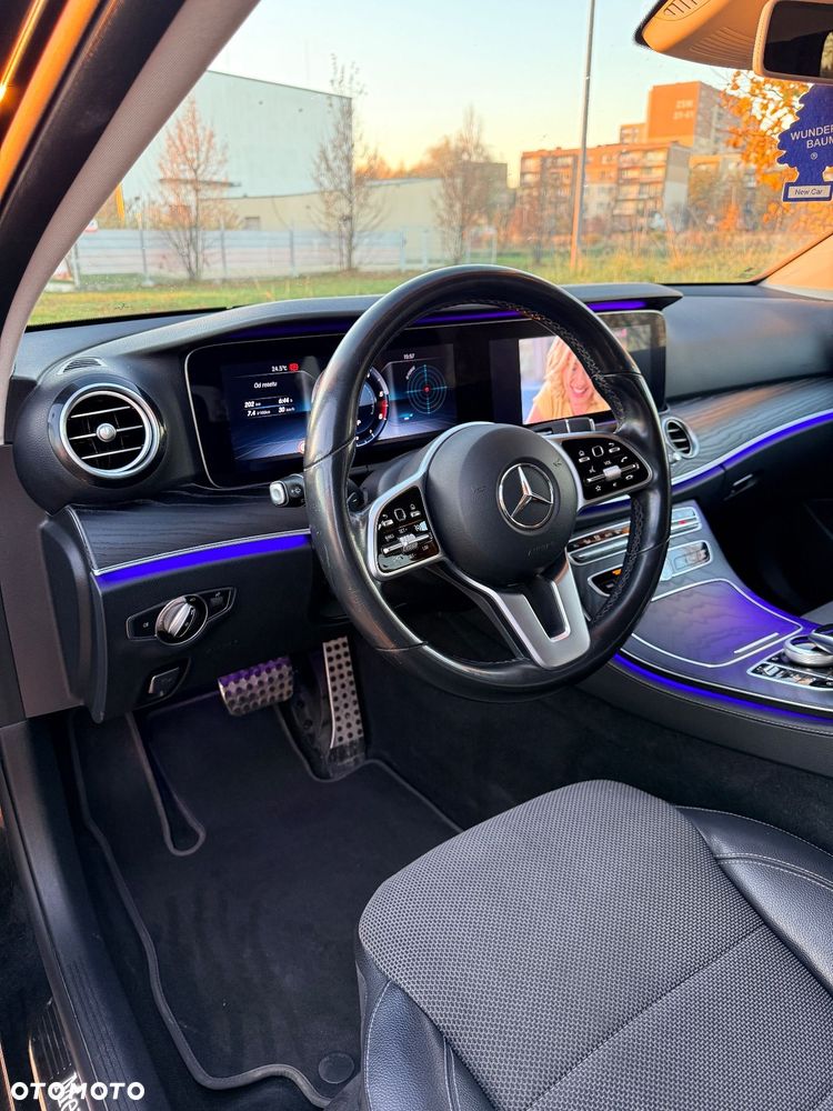 Mercedes-Benz Klasa E 220 d Avantgarde - 10