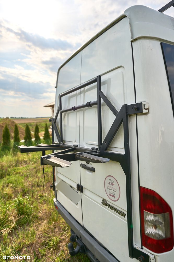 Mercedes-Benz Sprinter - 20