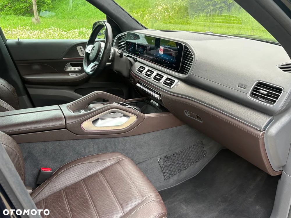 Mercedes-Benz GLS - 17