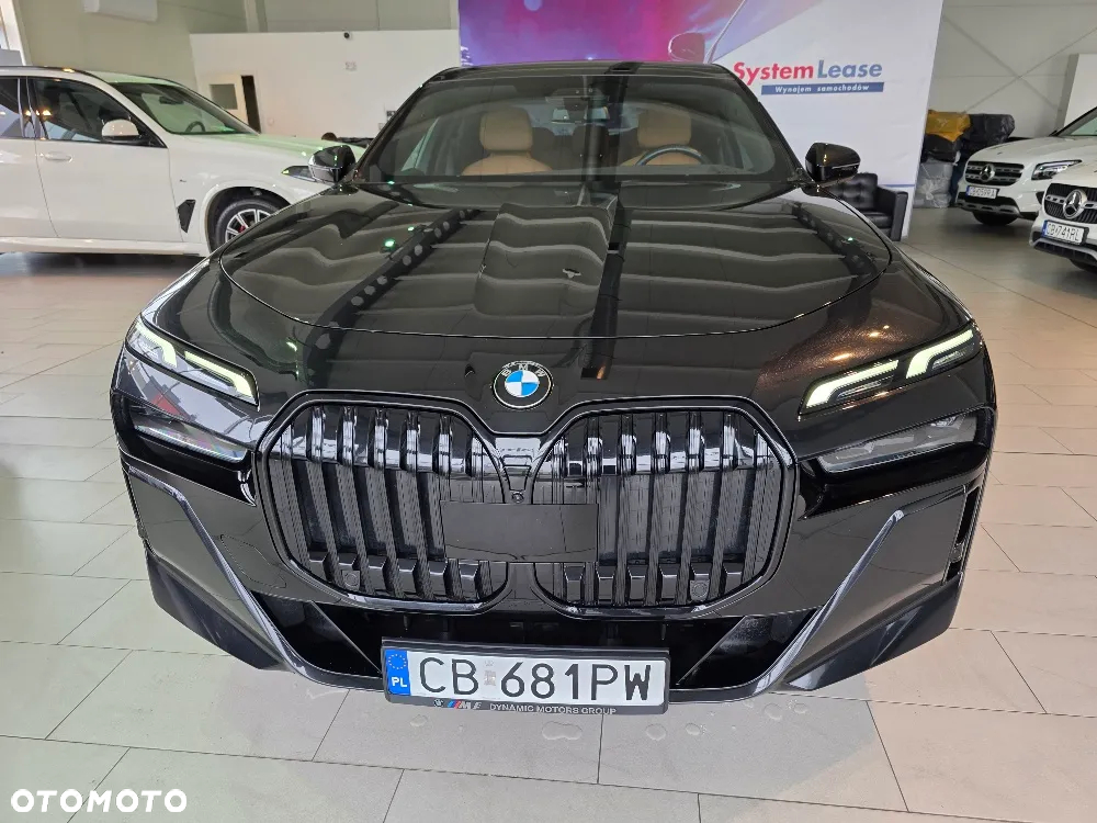 BMW Seria 7 - 8