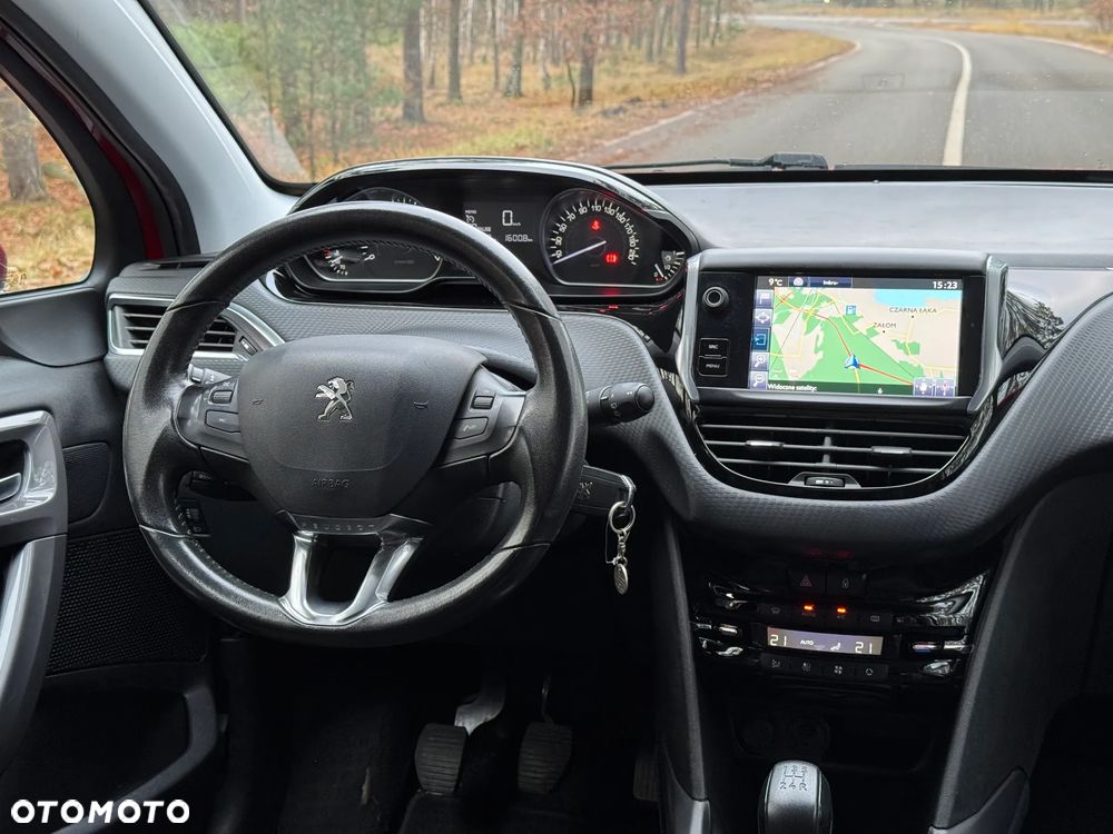 Peugeot 2008 1.2 Pure Tech Active S&S - 16