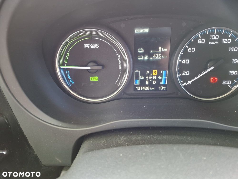 Mitsubishi Outlander Instyle NAVI - 15