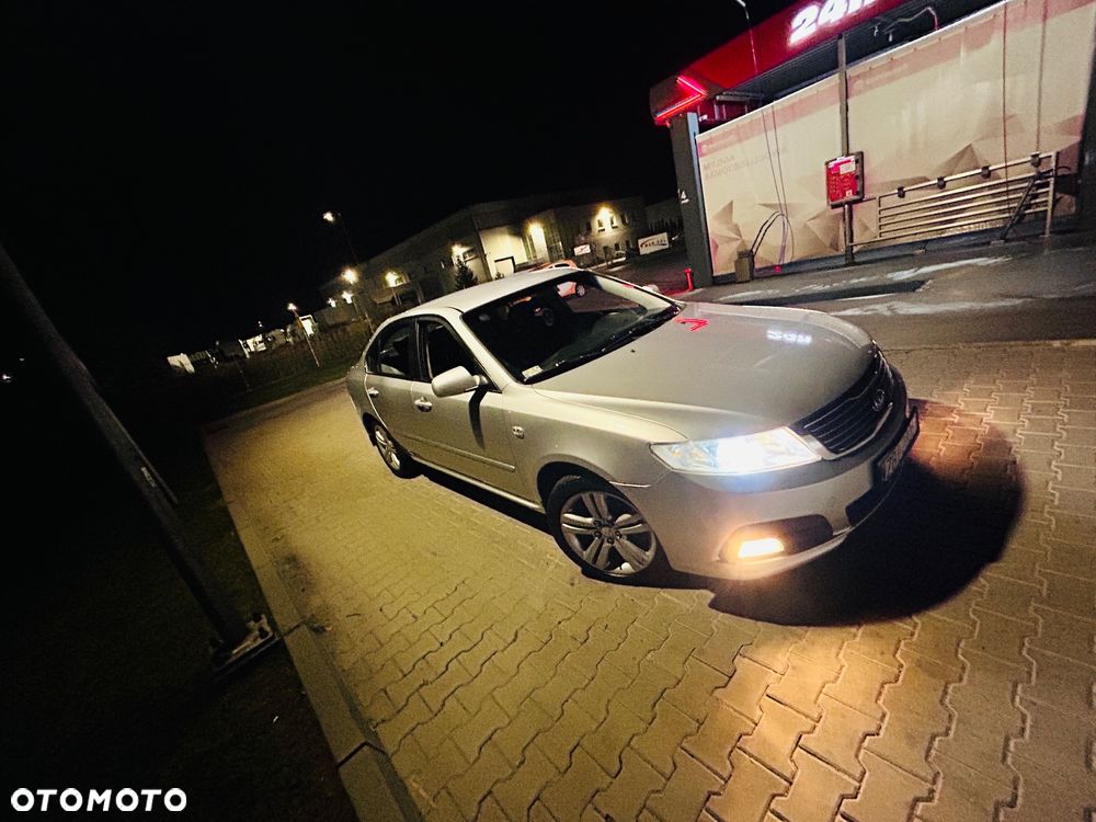 Kia Magentis 2.0 CRDi Platinium - 24