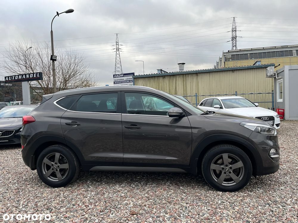 Hyundai Tucson - 2