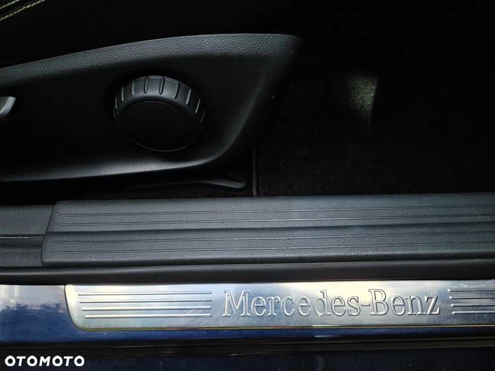 Mercedes-Benz GLA 250 7G-DCT Activity Edition - 30