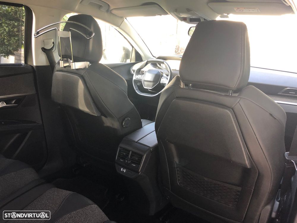 Peugeot 5008 BlueHDI 120 EAT6 Allure - 9