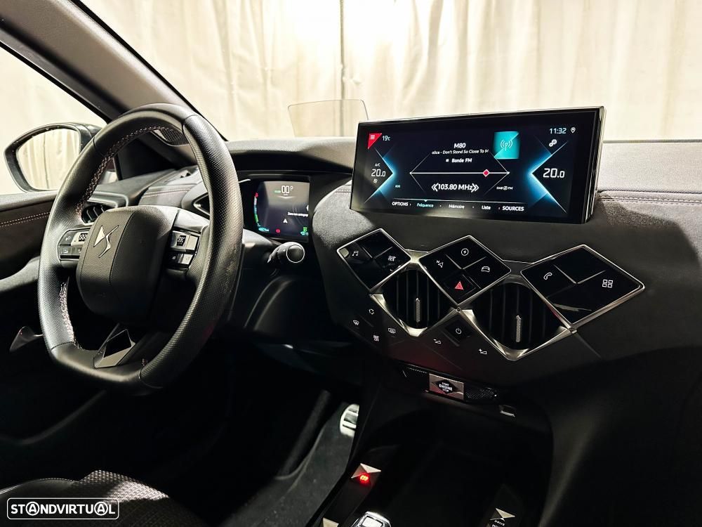 DS DS3 Crossback E-TENSE PERFORMANCE LINE + - 30