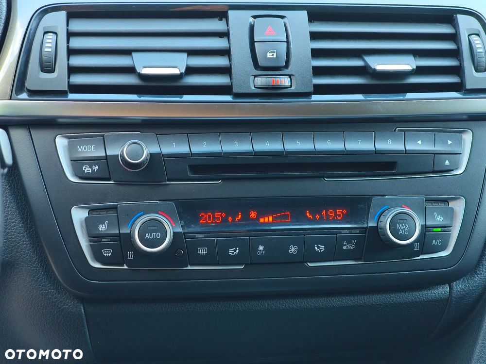 BMW Seria 3 320d Modern Line - 19