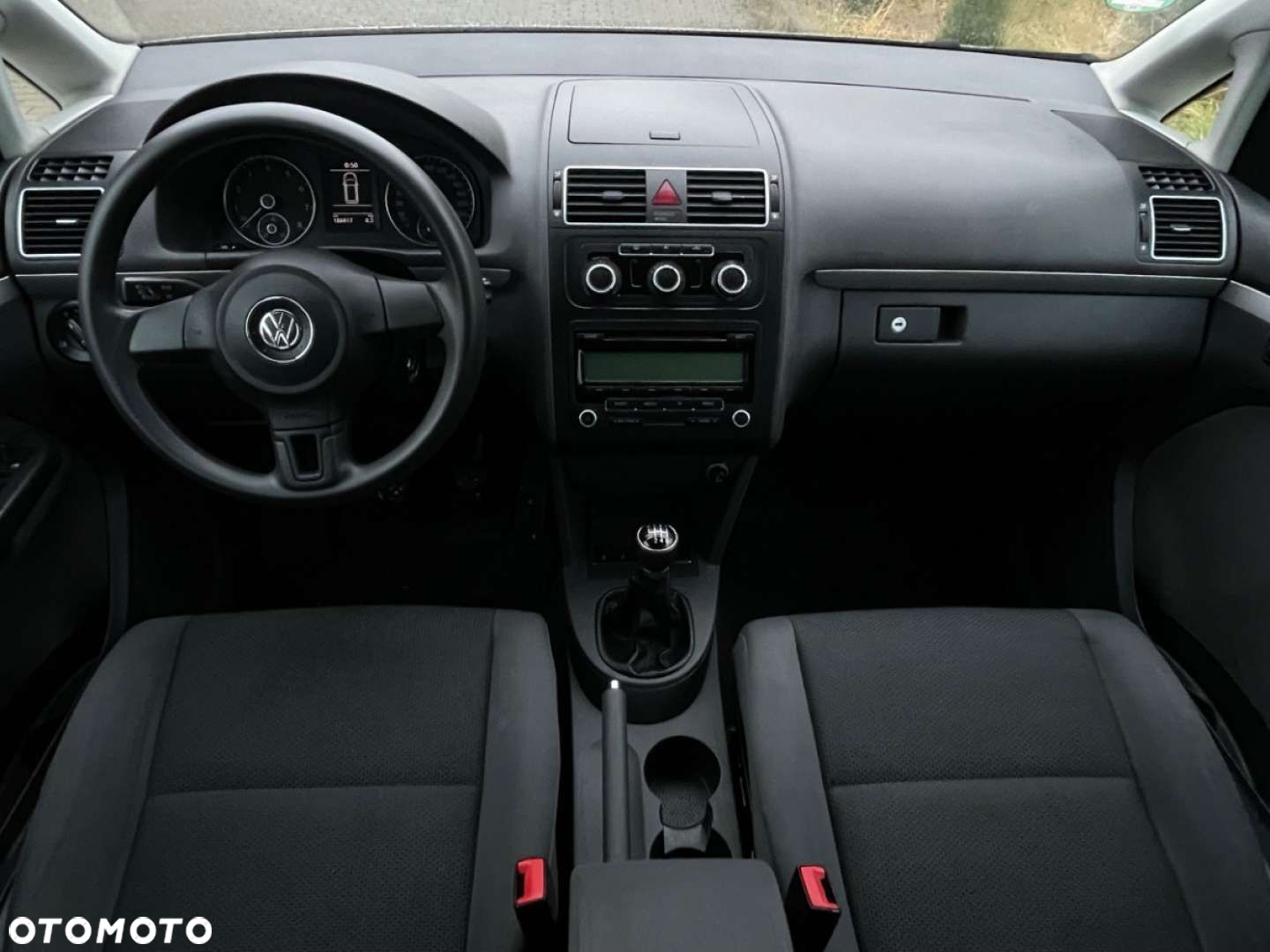 Volkswagen Touran - 15