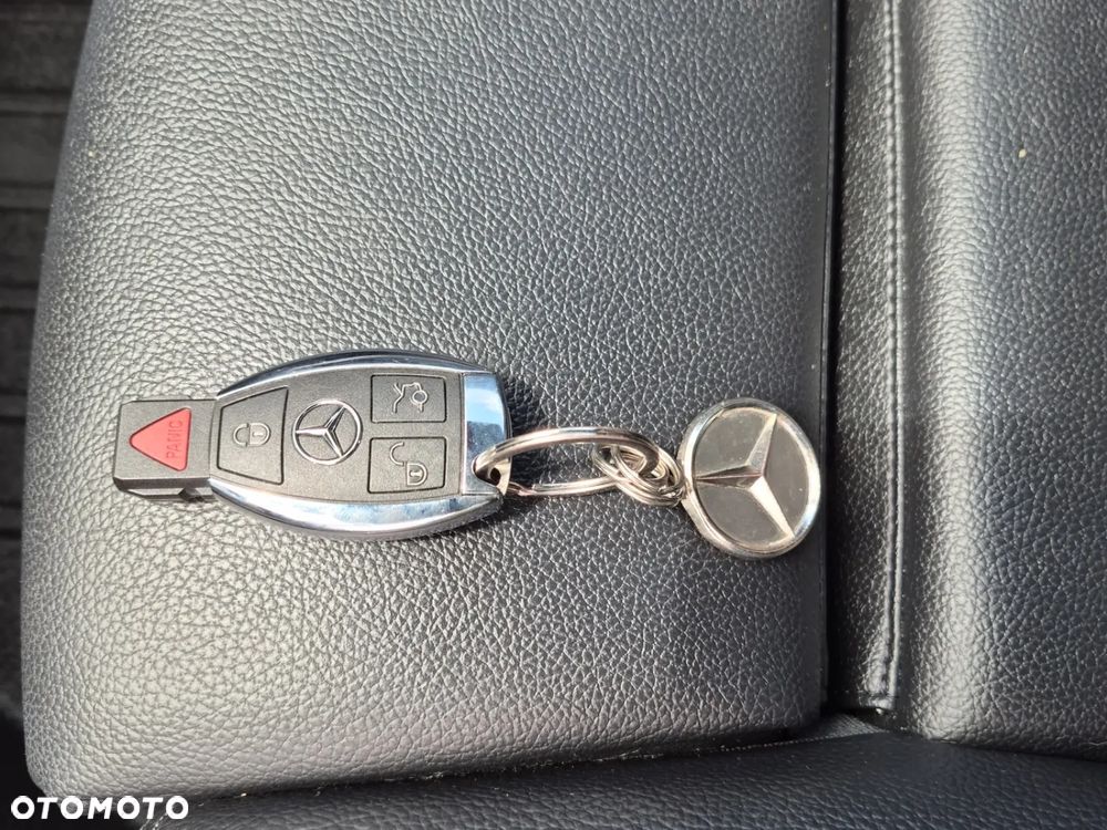 Mercedes-Benz CLA 250 4Matic 7G-DCT AMG Line - 9