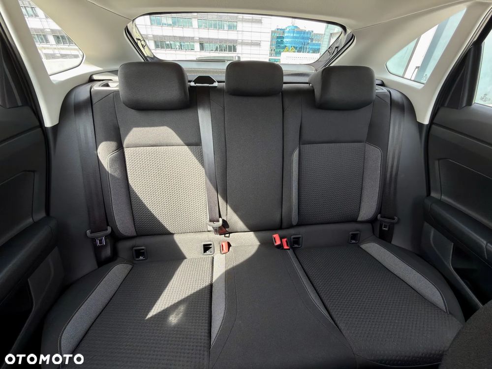 Volkswagen Taigo 1.0 TSI Life DSG - 27