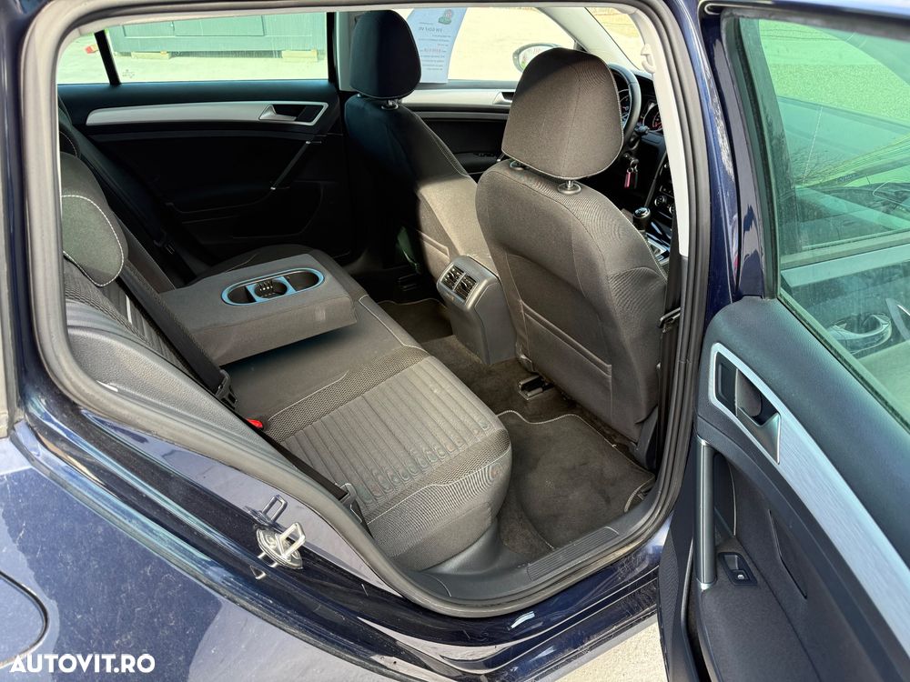 Volkswagen Golf 1.6 BlueTDI Cup - 9