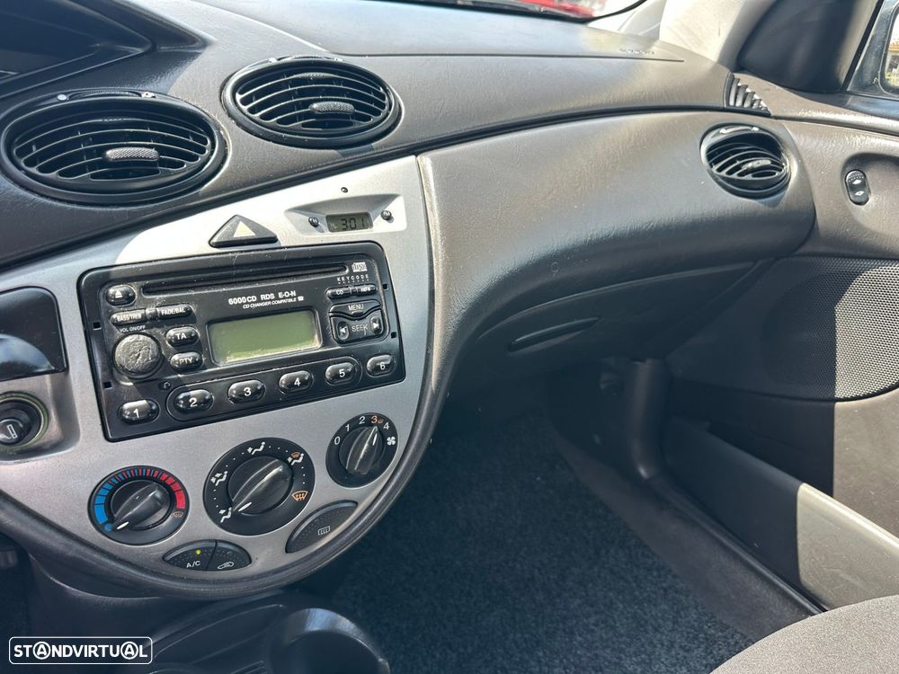Ford Focus Van 1.8 TDdi - 11