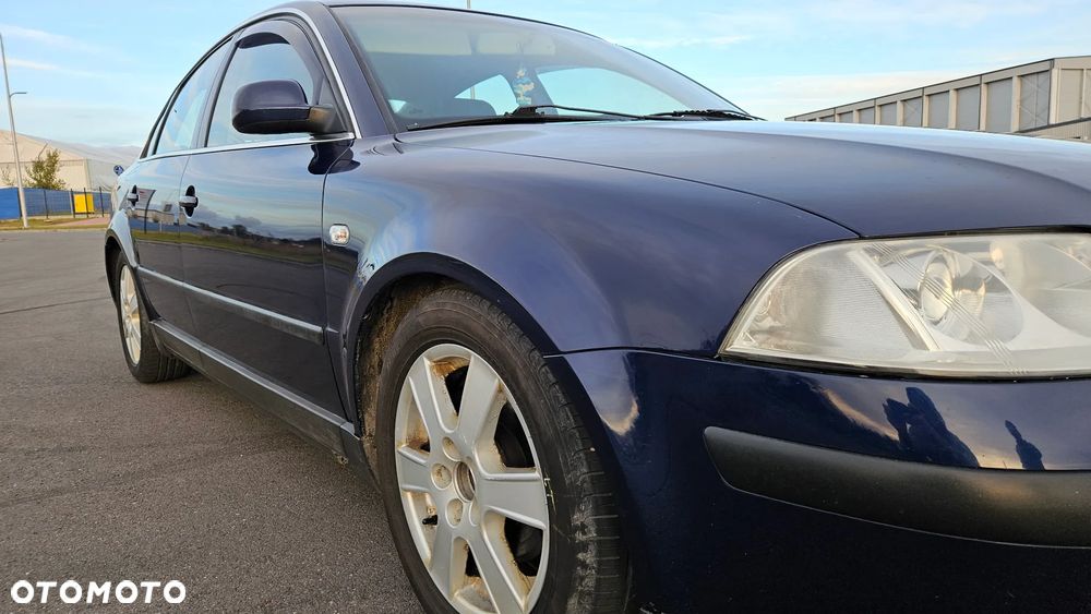 Volkswagen Passat 1.8T Basis - 15