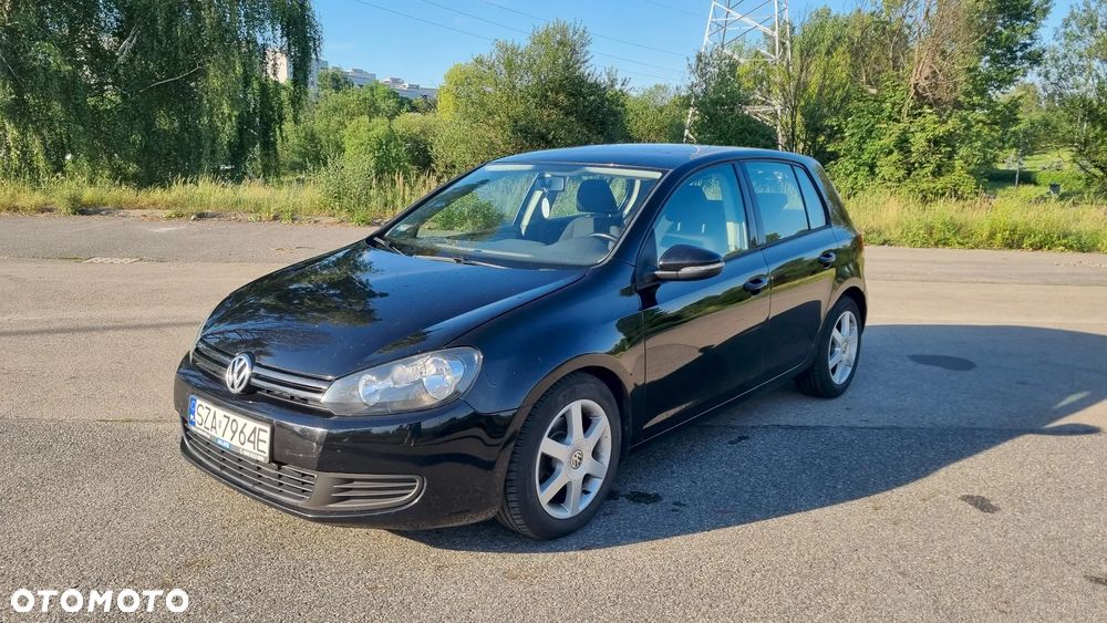 Volkswagen Golf - 1