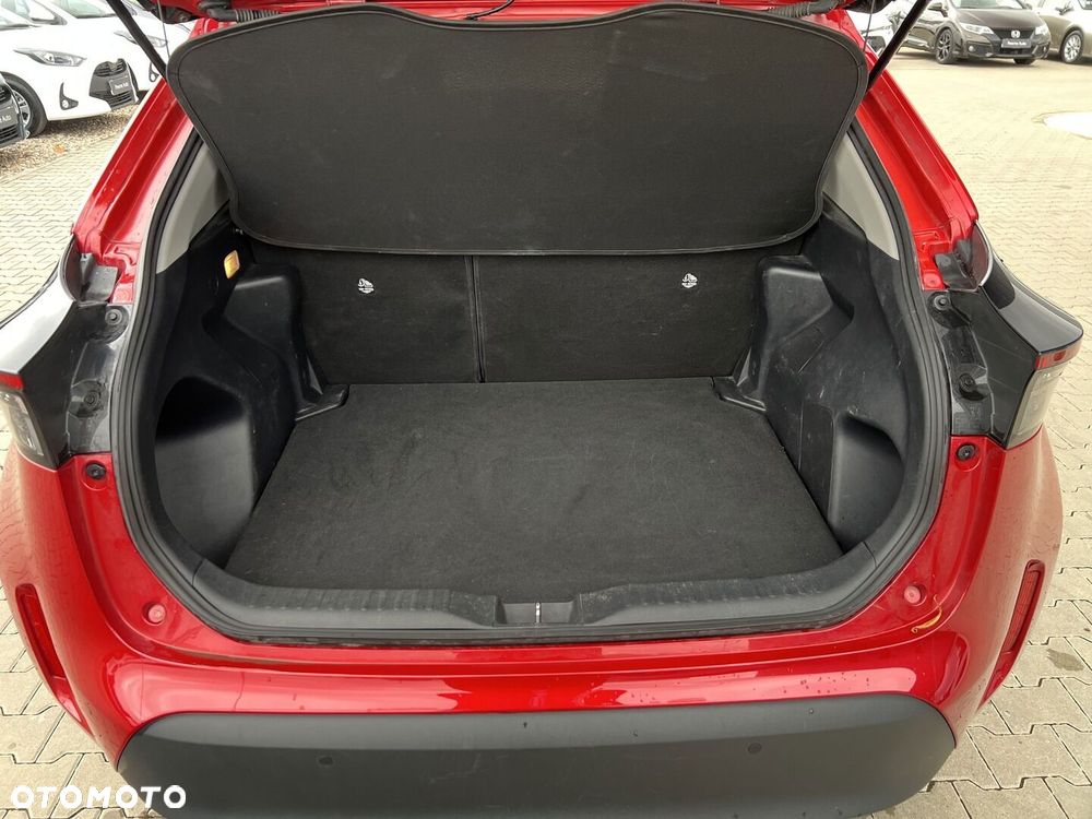 Toyota Yaris Cross Hybrid 1.5 Comfort 4x4 - 13