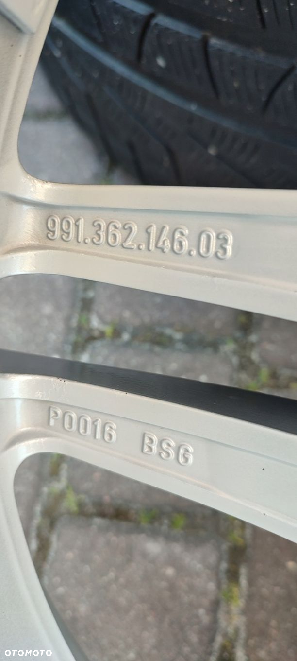 Felgi Aluminiowe Oryg. Porsche Carrera 991 C4 4S 911 997 19Cali 5x130 Ø71,6 - 16