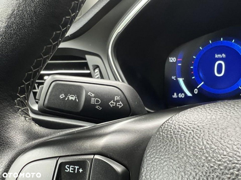 Ford Focus - 13