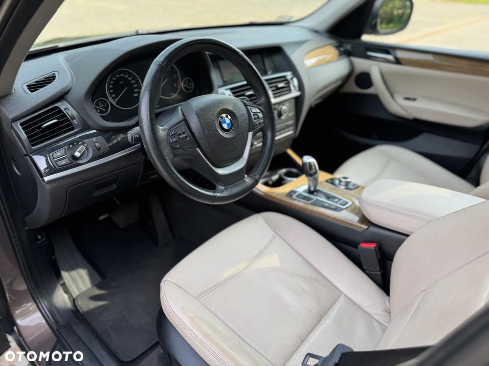 BMW X3 xDrive20d - 14