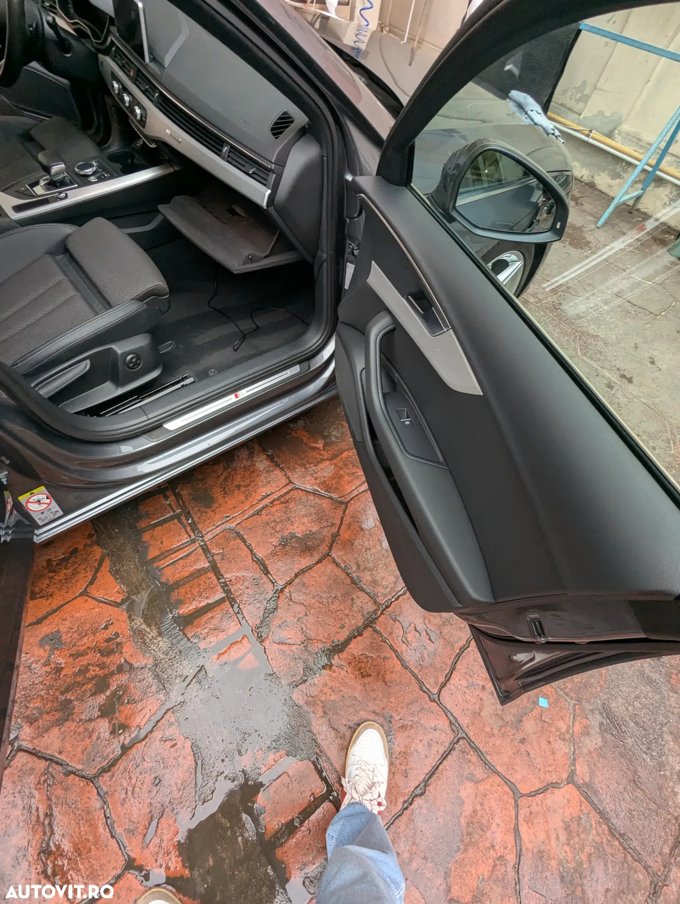 Audi A4 Avant 2.0 TDI quattro S tronic Sport - 29