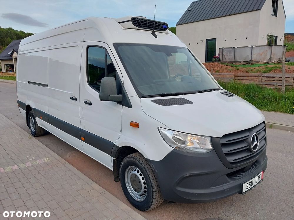 Mercedes-Benz Sprinter - 5