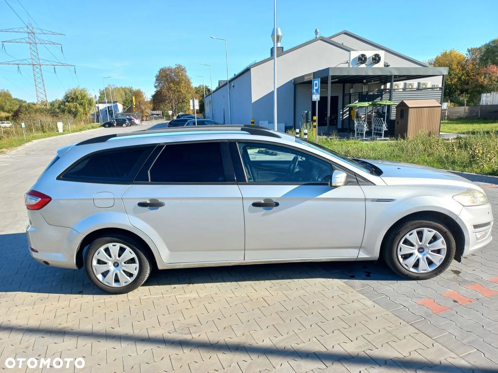 Ford Mondeo 1.6 Ambiente - 5