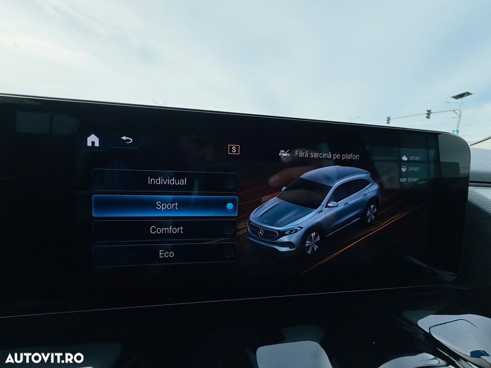 Mercedes-Benz EQA - 24
