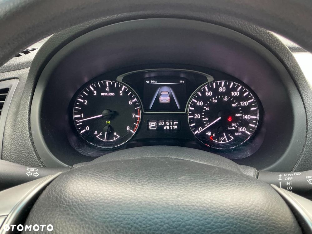 Nissan Altima - 22