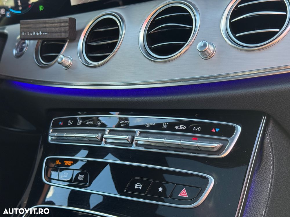 Mercedes-Benz E - 25