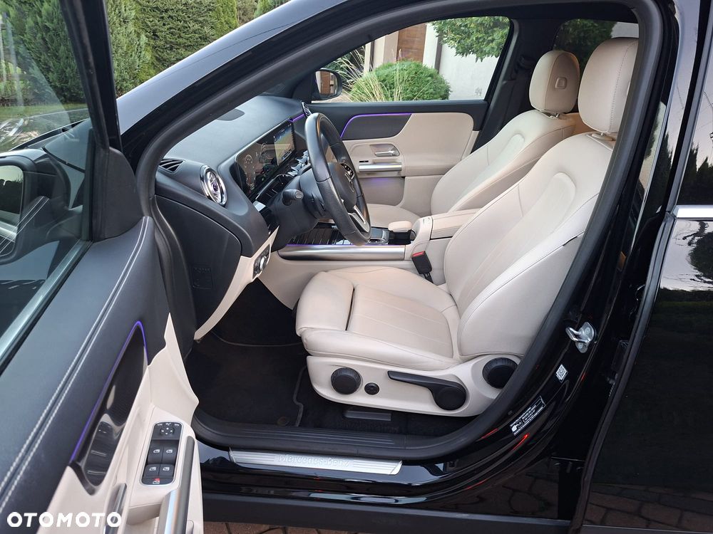 Mercedes-Benz EQA 250+ Electric Art - 8
