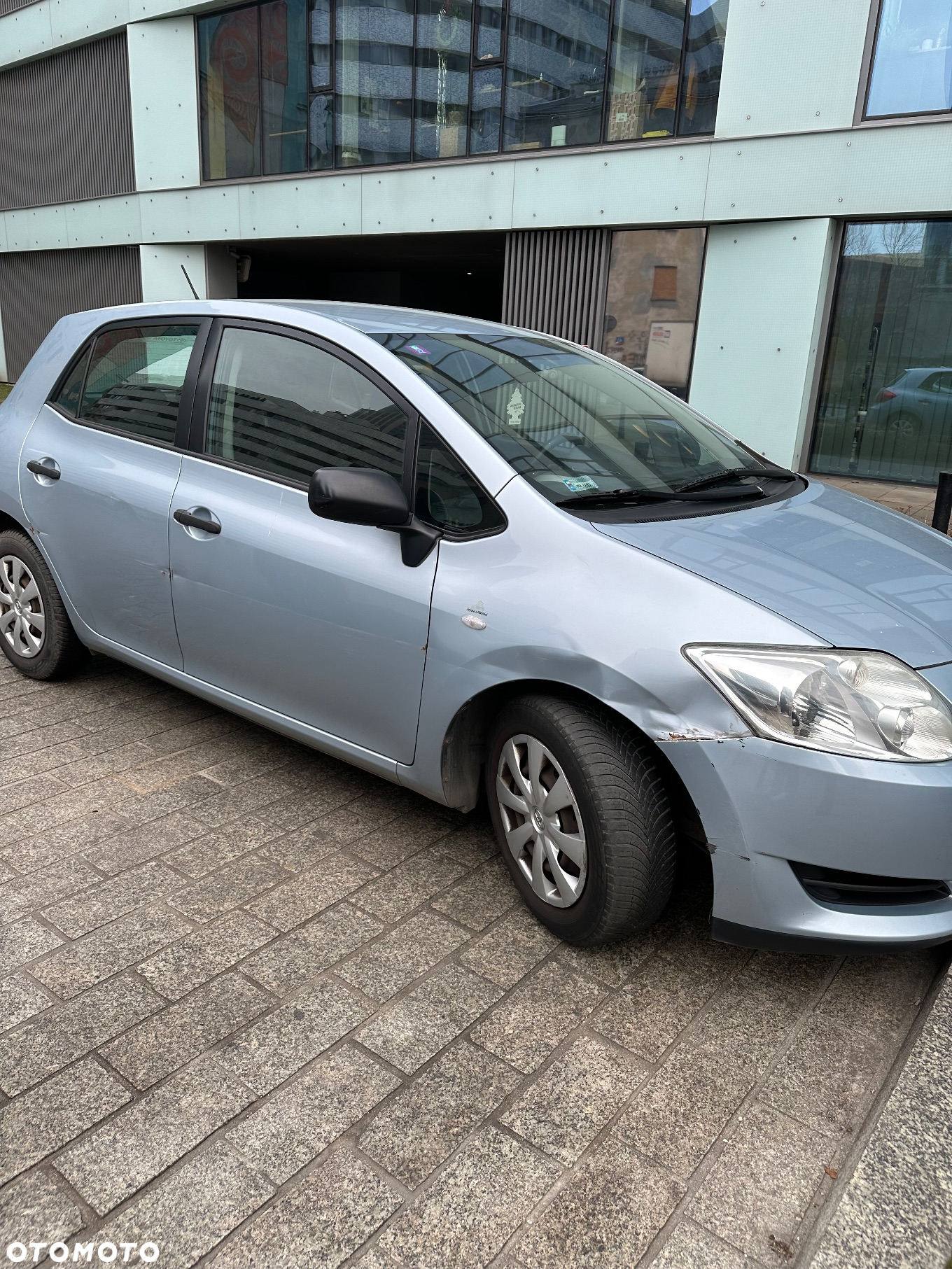 Toyota Auris 1.4 D-4D Luna - 2