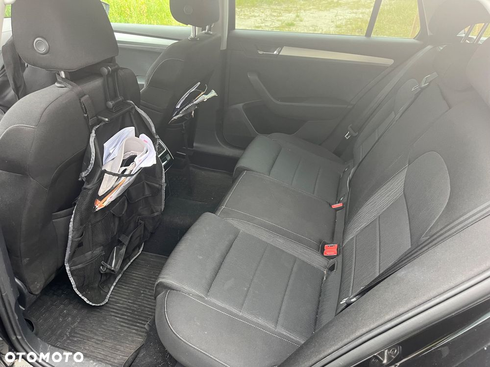 Skoda Superb 1.8 TSI Ambition - 14