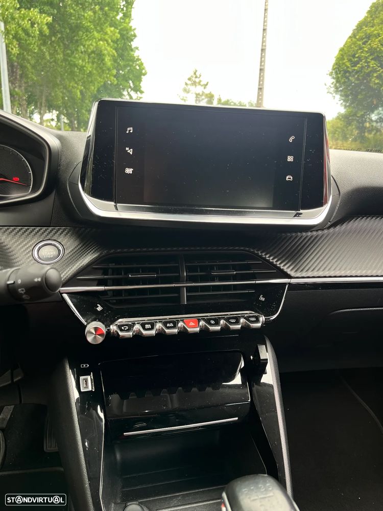 Peugeot 2008 1.5 BlueHDi Allure Pack - 12