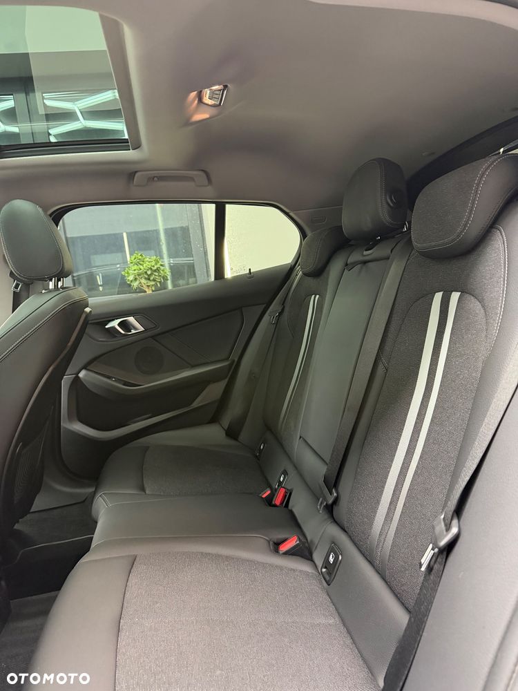 BMW Seria 1 118i Sport Line - 14
