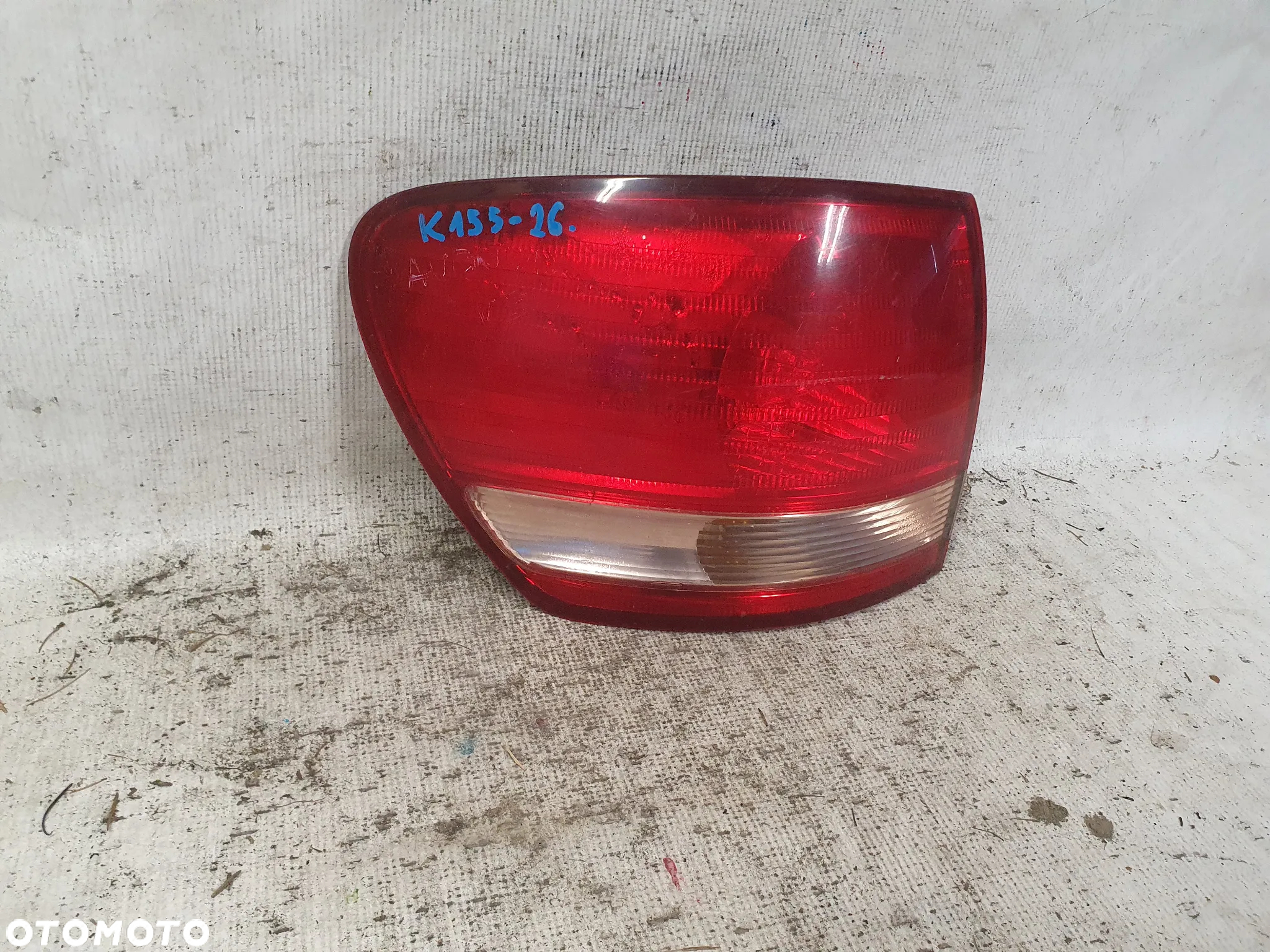 * LAMPA TYLNA LEWA TYŁ LEWO TOYOTA AVENSIS VERSO - 3