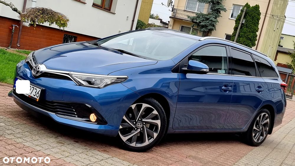 Toyota Auris 1.6 Premium MS - 2